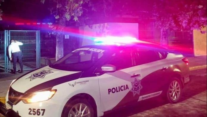 Pareja de texanos siguen detenidos