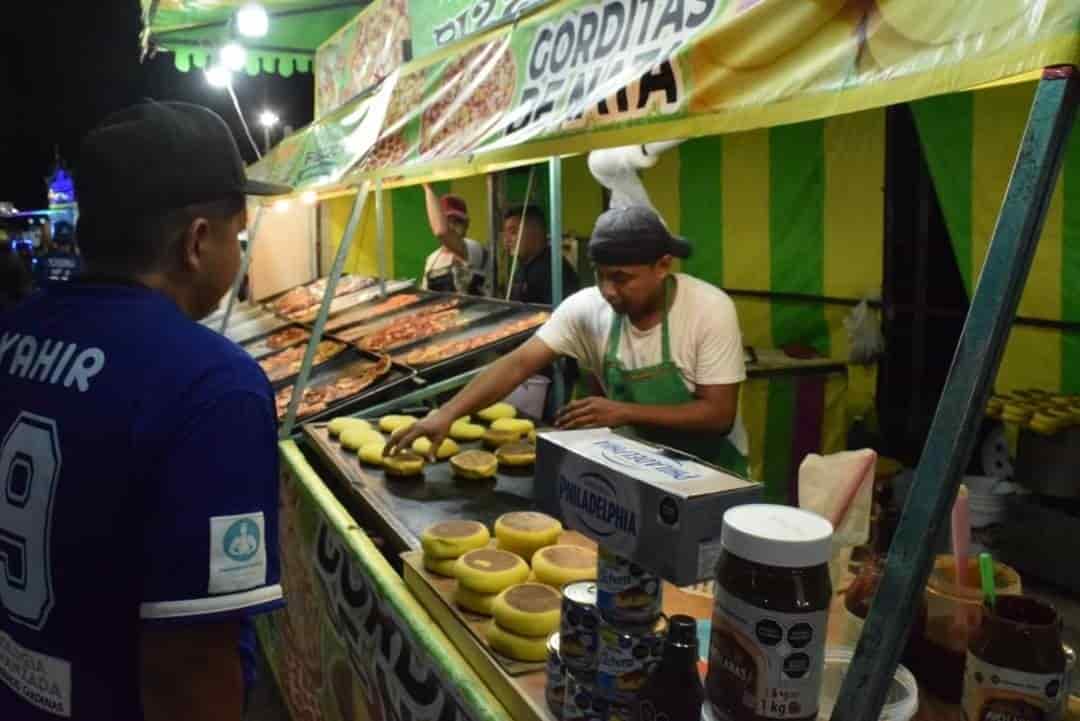 Invitan a cenar a la Feria de San Buena