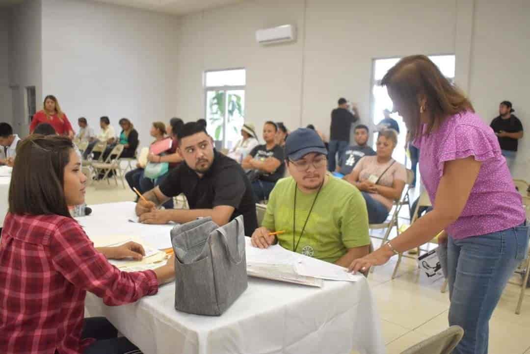 Aprovechan ciudadanos campaña de contratación