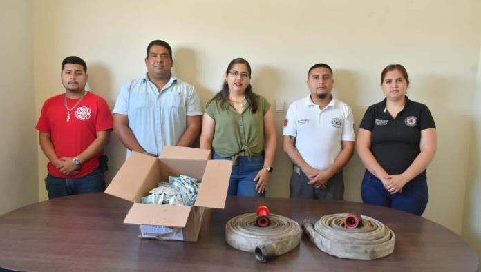 Donan equipo para Bomberos de Nava