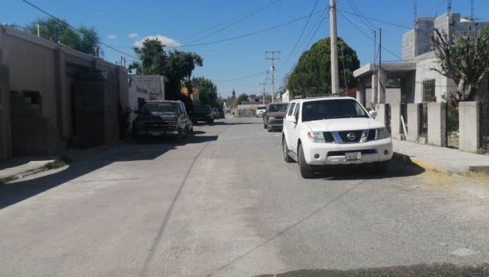 Llevan pavimento a la Privada Nogales