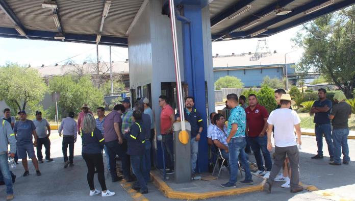 Se une Sindicato a bloqueo de Altos Hornos