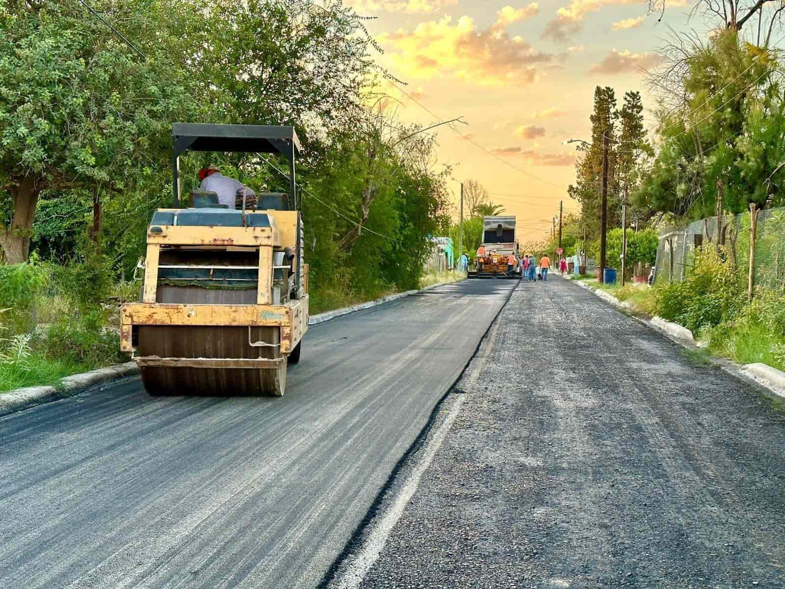 Llega pavimentación a colonia Santa Cruz