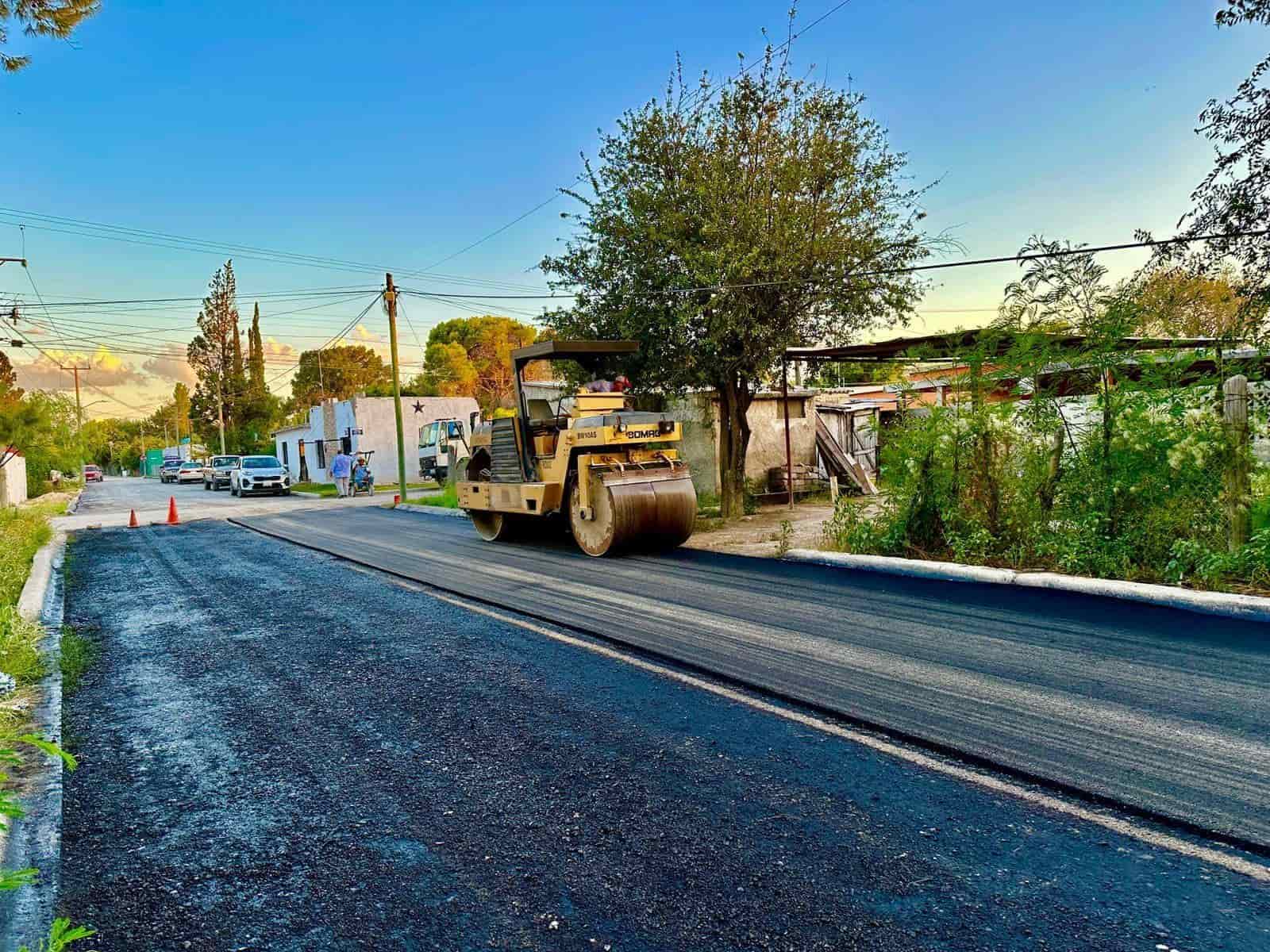 Llega pavimentación a colonia Santa Cruz