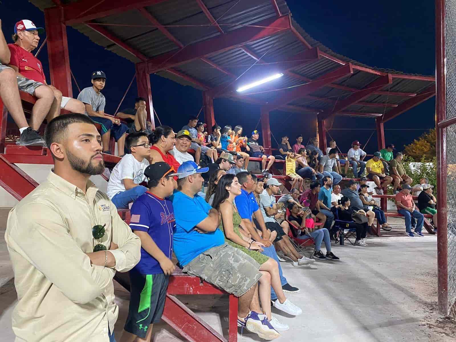 Héctor Jaquez, inaugura liga con HR