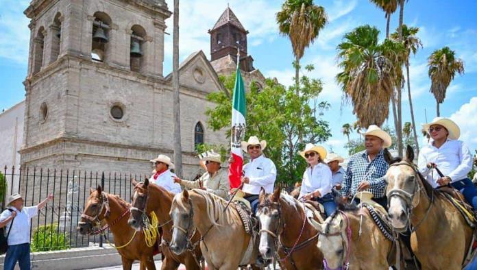 Deslumbra Cabalgata En Cuatro Ciénegas