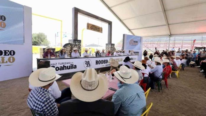 Alistan rodeo Saltillo