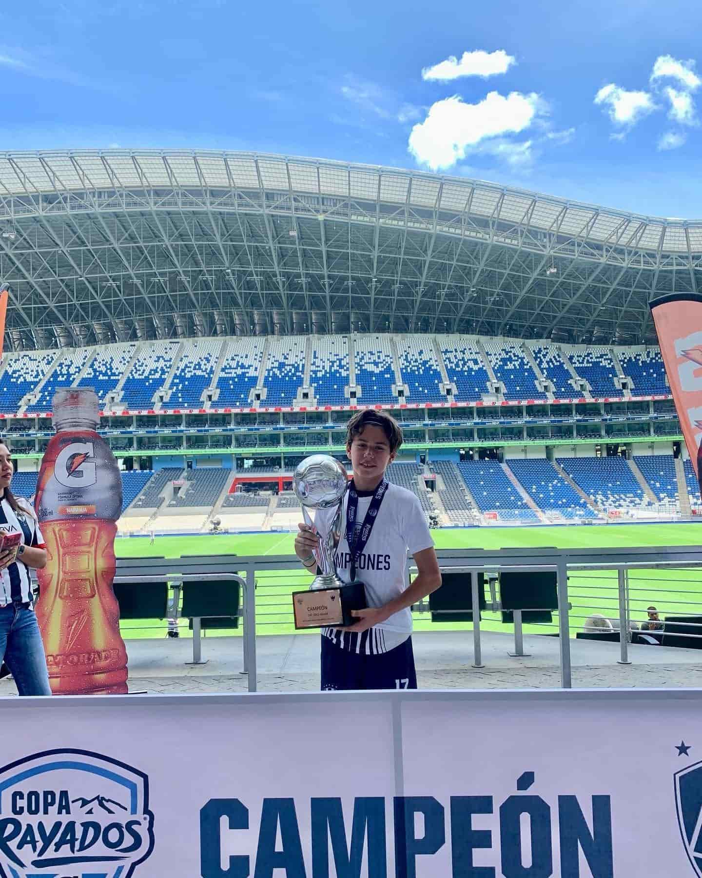 ¡Campeón en Copa Rayados Juvenil!