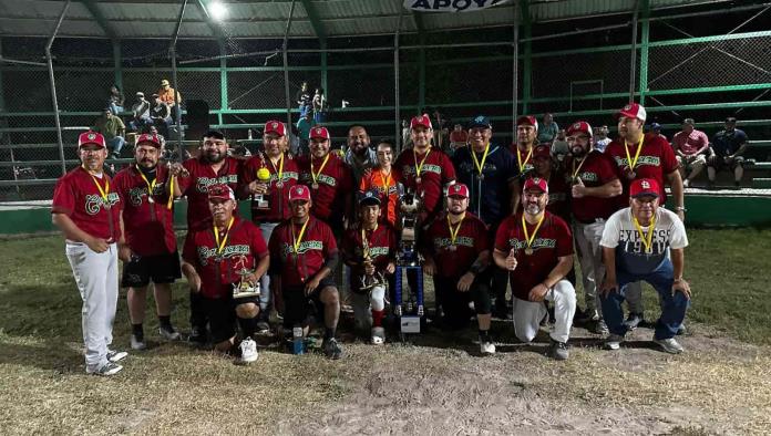 Concluye liga de Softbol en Allende