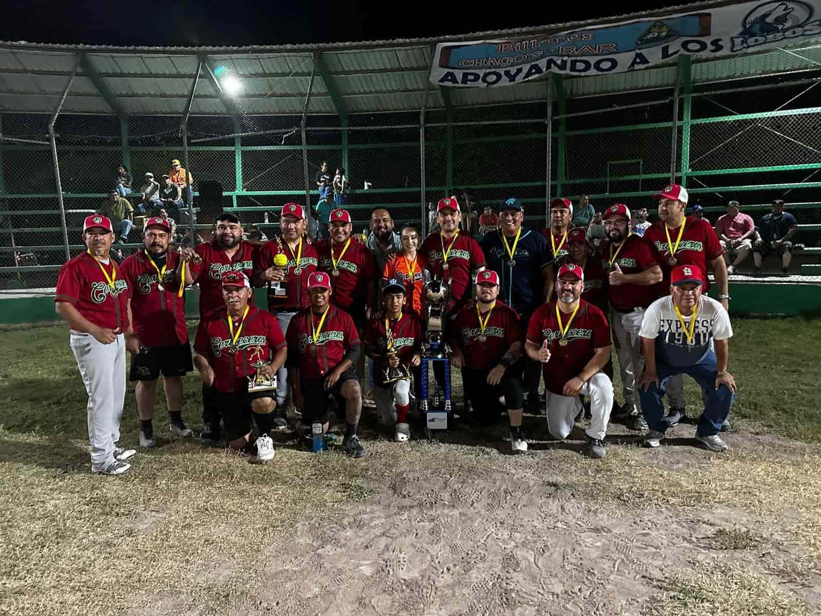 Concluye liga de Softbol en Allende