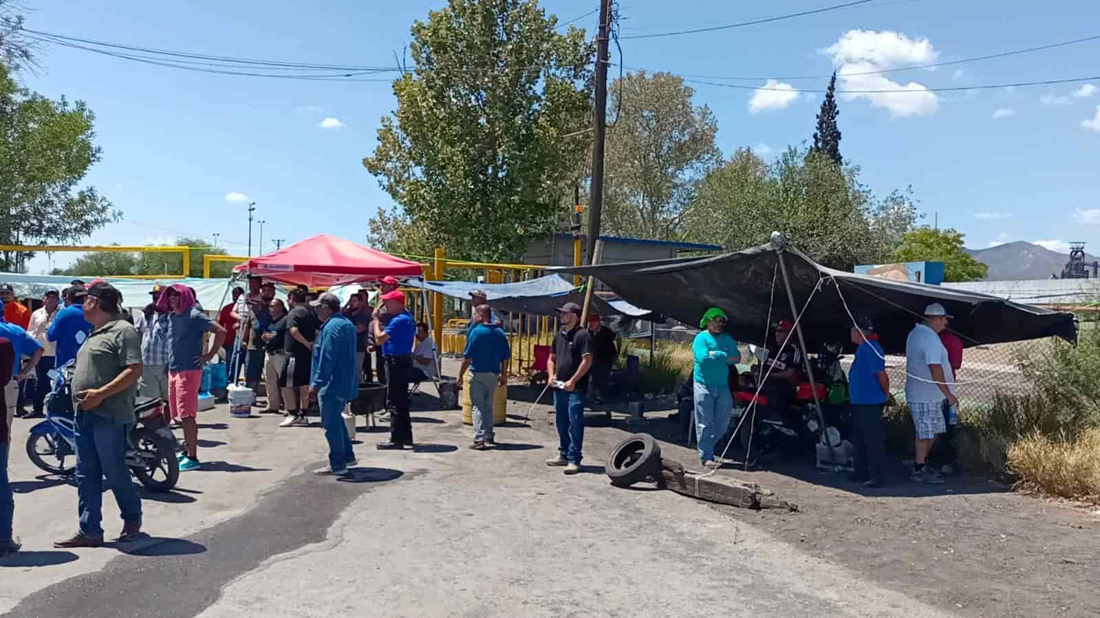 ‘Planta’ Zamudio a obreros paristas