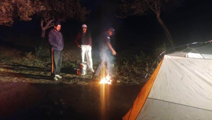Arrestan a saltillenses por encender fogata 