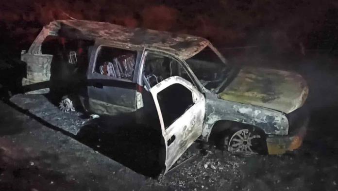 Dejan sin luz a 5 colonias tras chocar con poste 