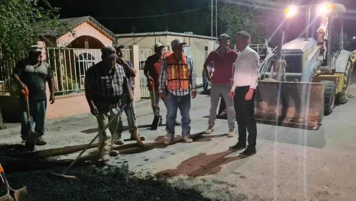 Supervisa Beto bacheo en San Buena