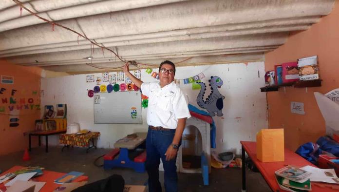 Rescatará Piña escuela ejidal