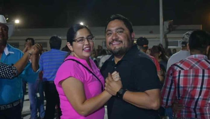 Celebran 43 aniversario de la colonia 2 de Agosto