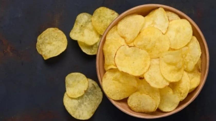 ¿Por qué las bolsas de papas tienen aire en su interior?