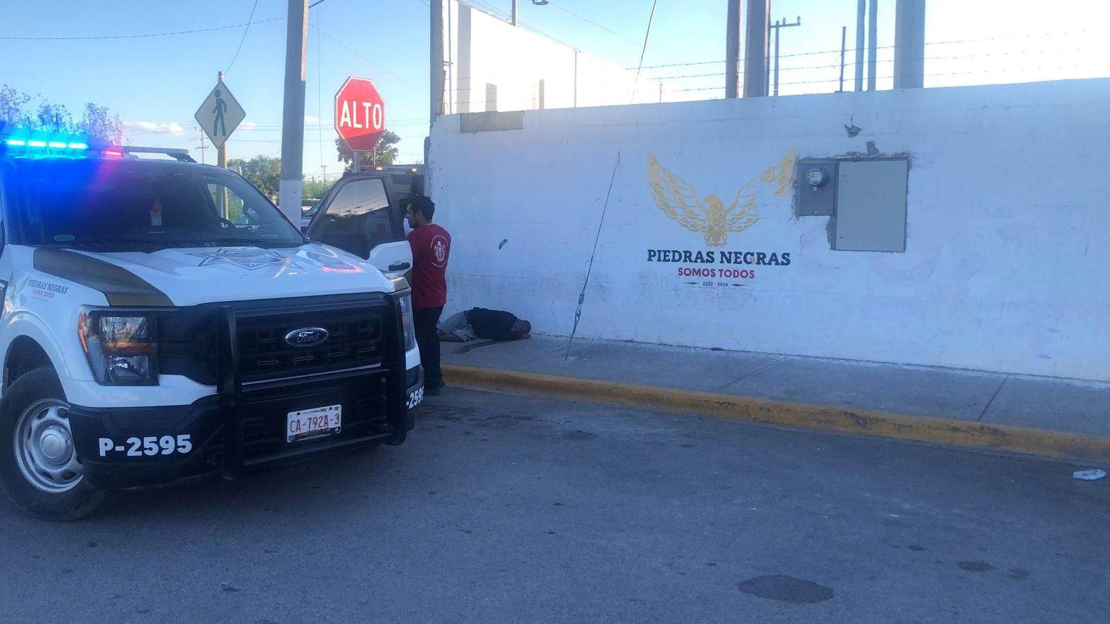 Muere indigente en plena avenida  