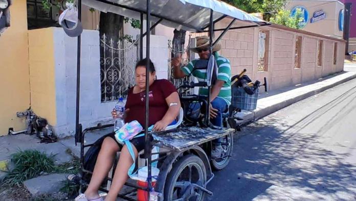 Huyen del desempleo y empiezan de cero  