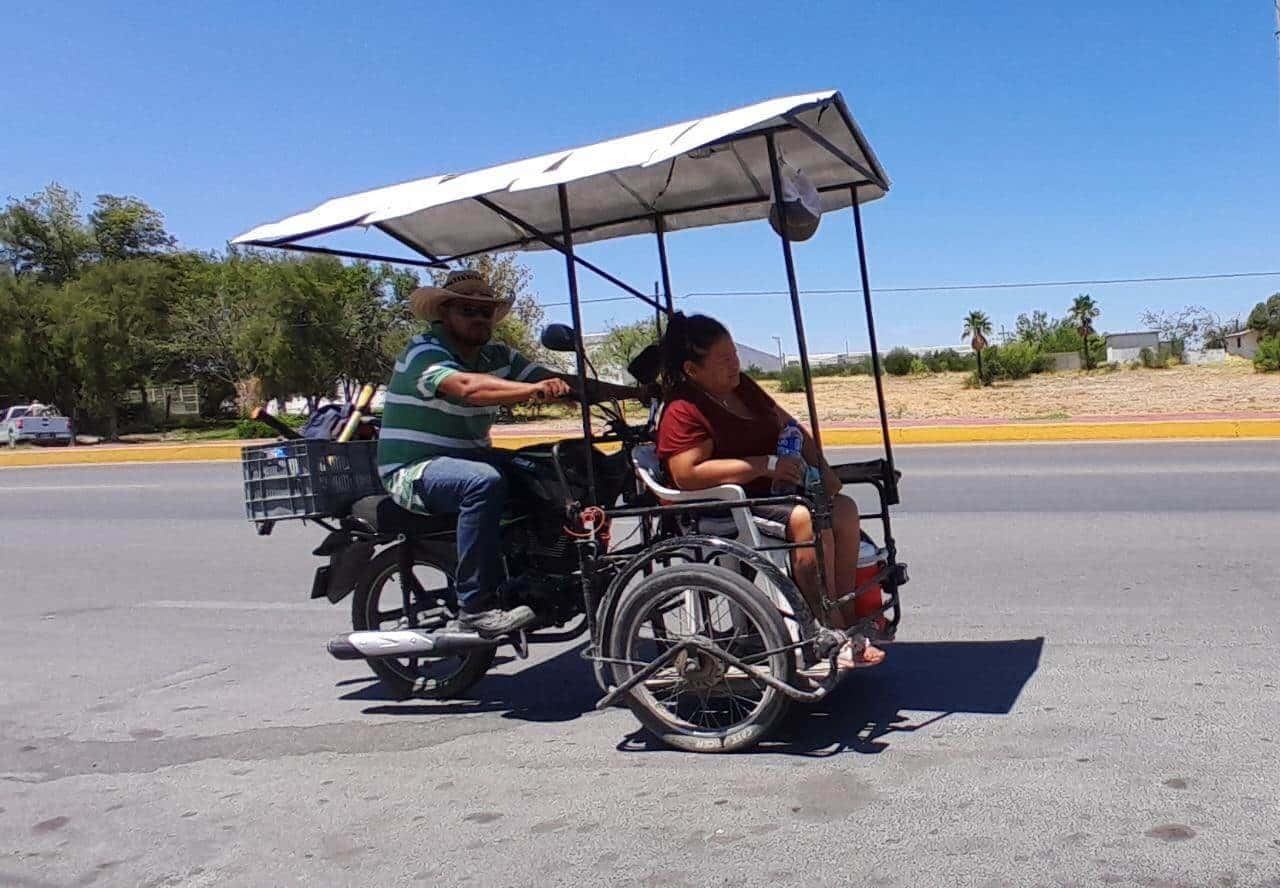 Huyen del desempleo y empiezan de cero  