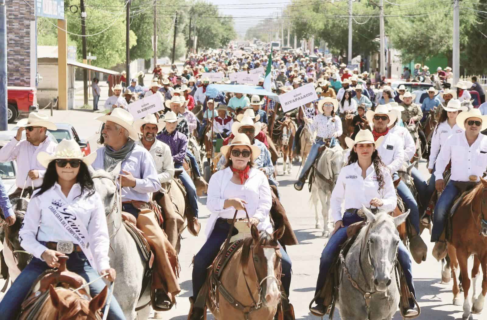 Finaliza exitosa XIV Cabalgata en Sabinas