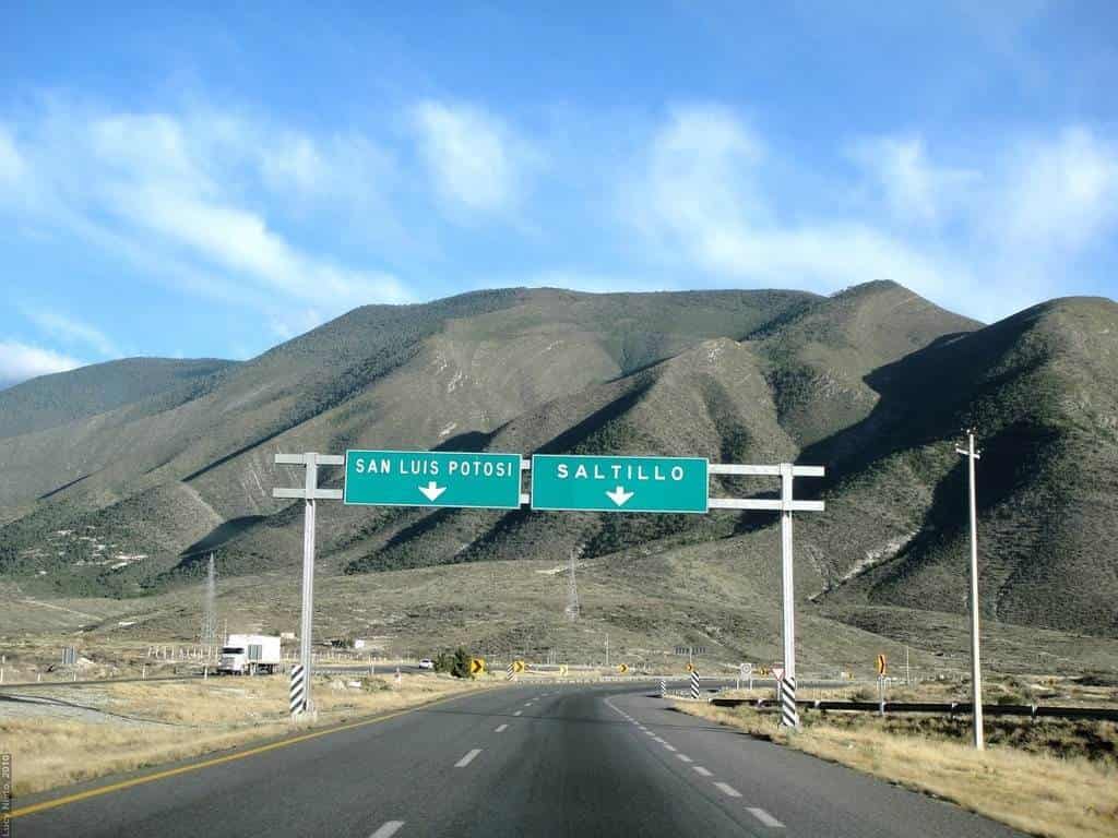 Exigen recursos para carreteras