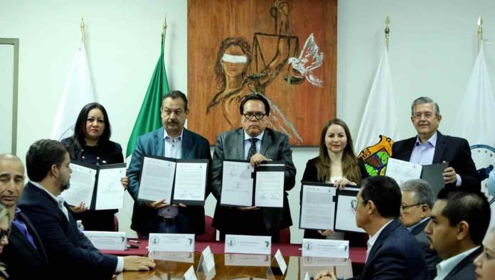 Firman colaboración para proteger a mujeres