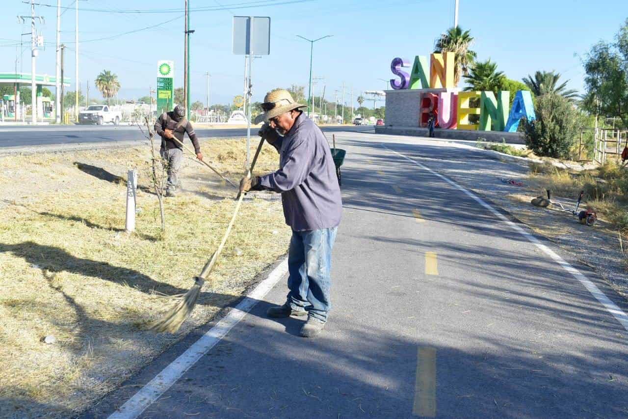 Reconoce Hugo a barrenderos