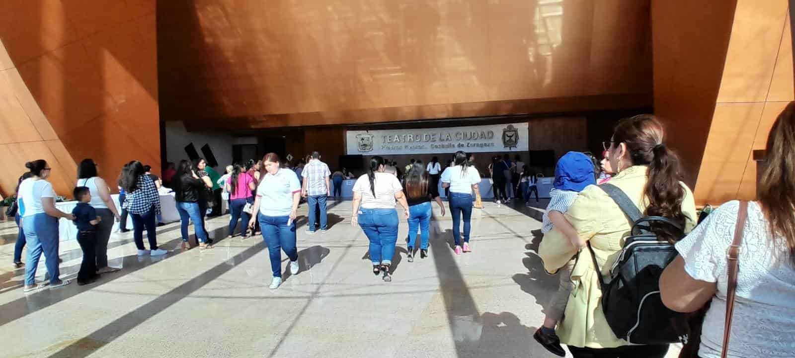 Aprovechan becas educativas más de mil mujeres nigropetenses