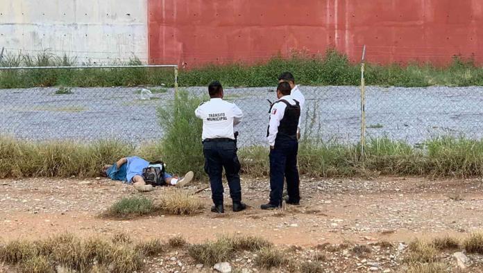 Pierde la vida a un costado de la clínica ISSSTE
