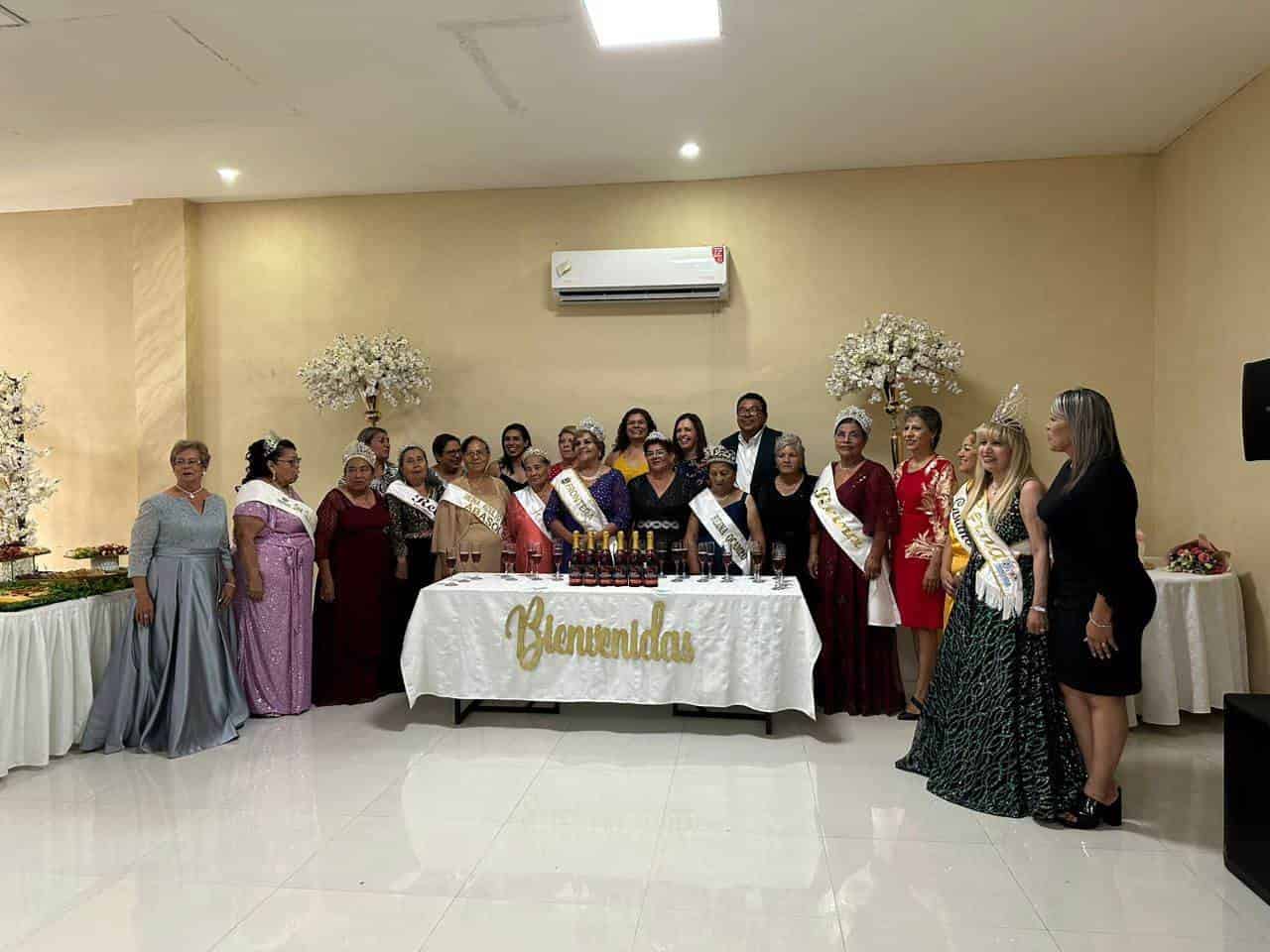 Corona Frontera a Olga Berlanga