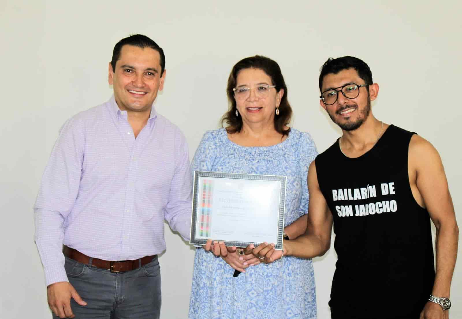 Realizan clausura de Taller Folclórico