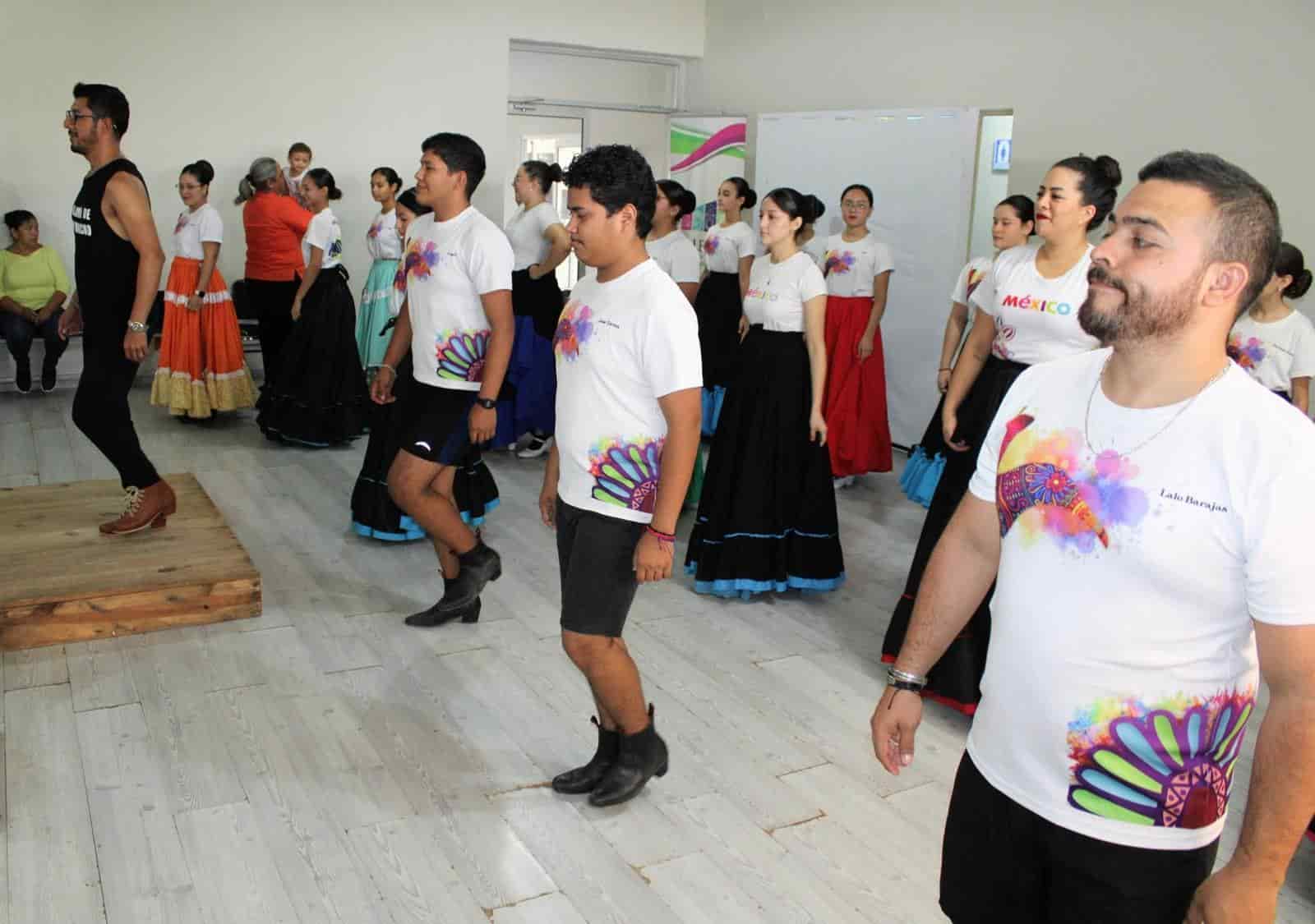 Realizan clausura de Taller Folclórico