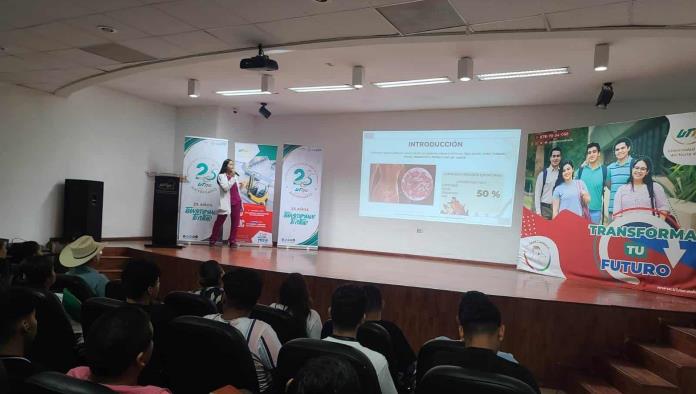 Ofrecen plática de salud en la UTNC 