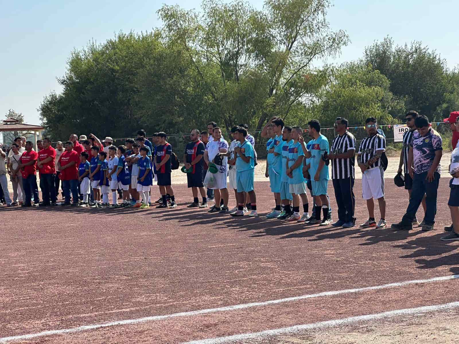 Inaugura IronCast campo deportivo