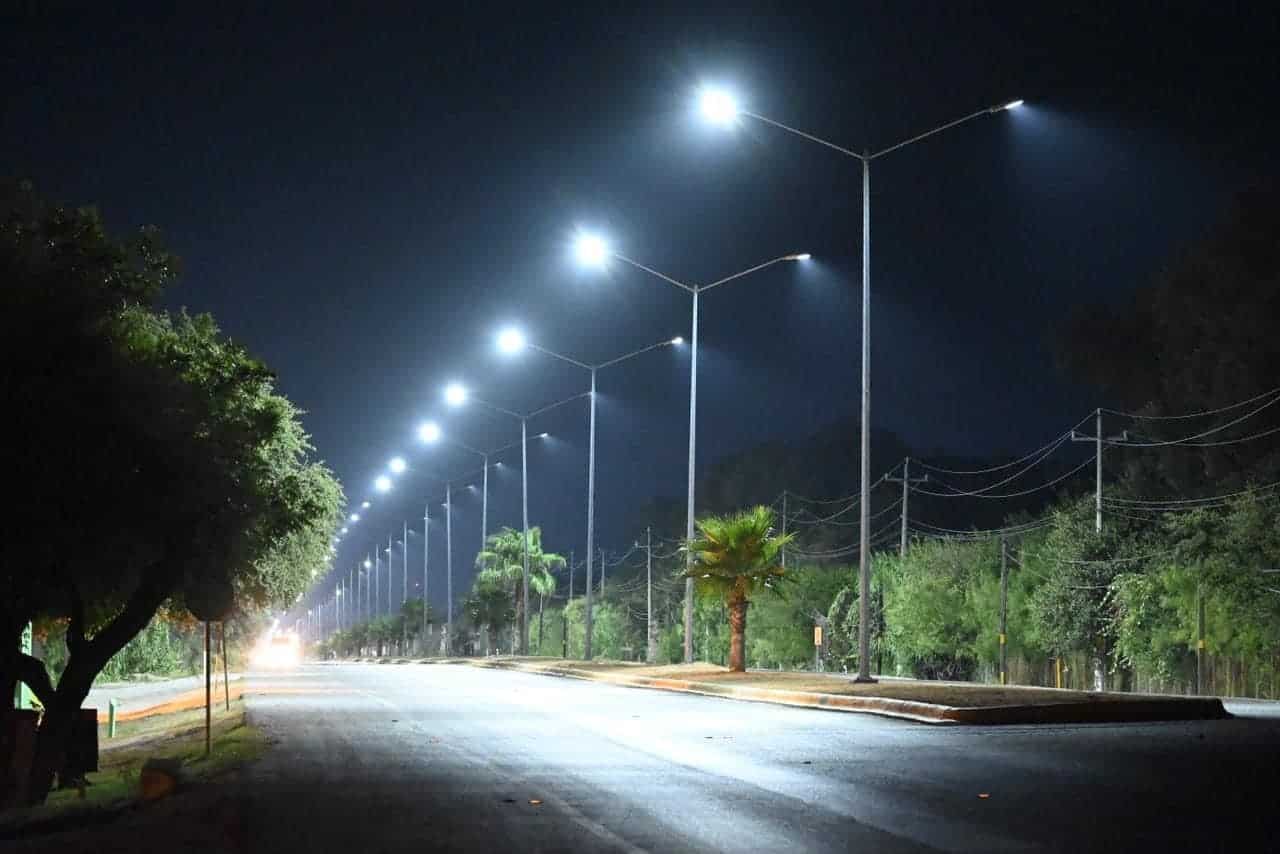 Iluminan circuito Nava - Morelos 