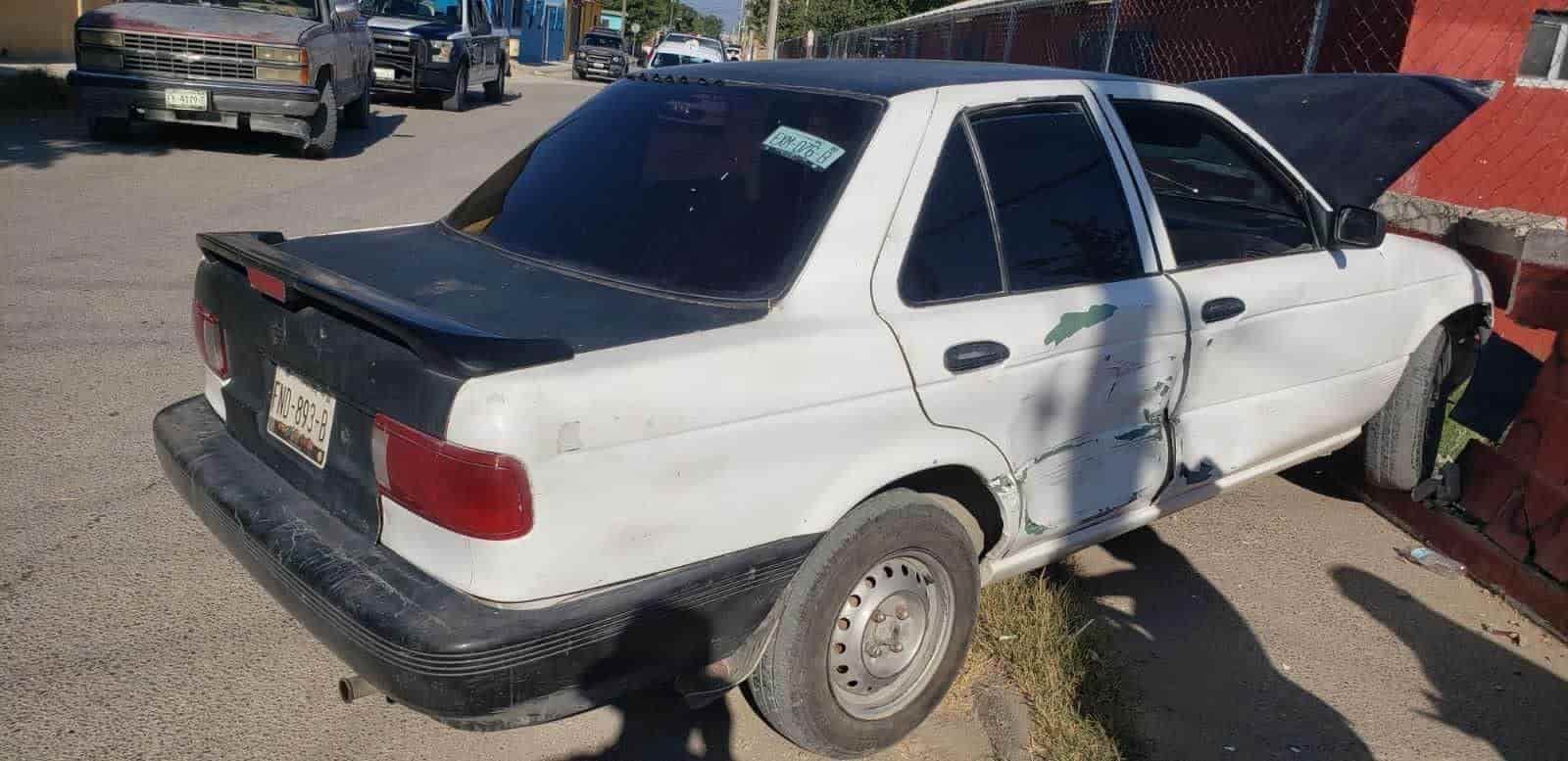 Se impacta contra escuela