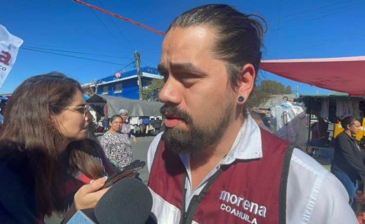Defiende Morena entrega de libros  