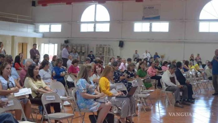 Analizan sobre regreso a clases