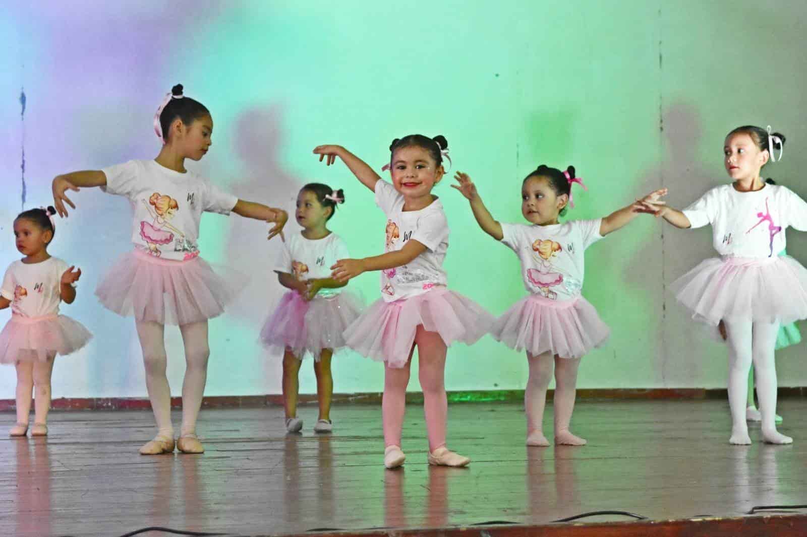 Concluye curso “Verano Dance”