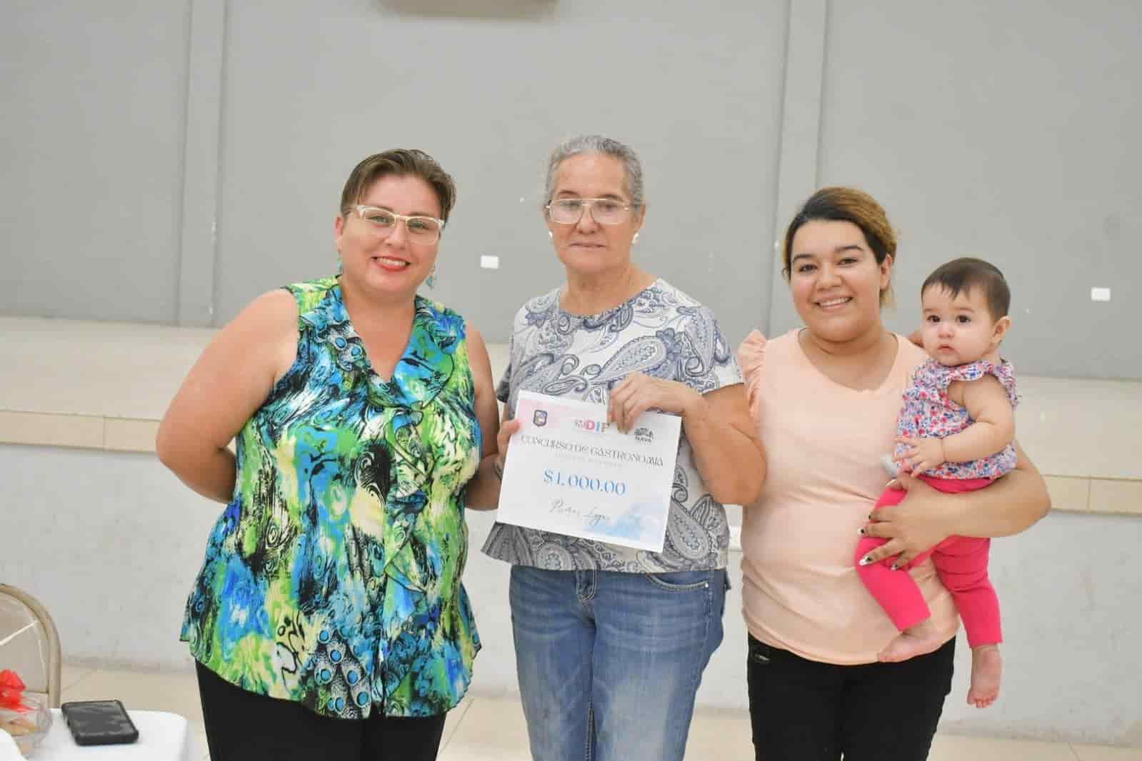 ¡Celebran concurso de gastronomía en Nava!