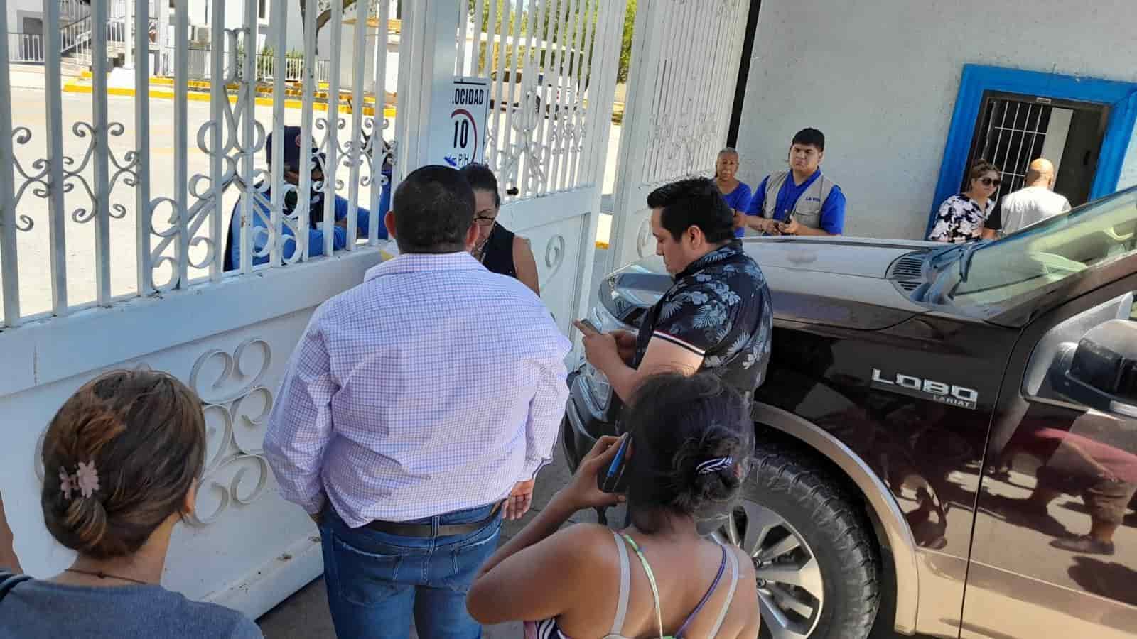 Realizan ejecución de embargo en VU