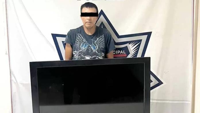 Detienen a chilango robando