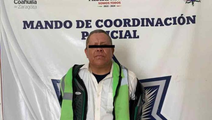 ¡No pudo cobrar! Lo detuvieron por llevar cristal