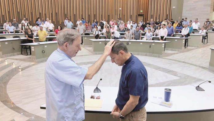 Dona Sacerdote riñón a Ingeniera