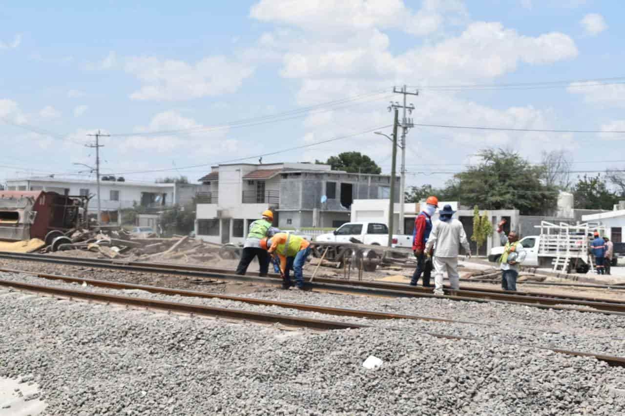 Se descarrila tren y provoca alarma