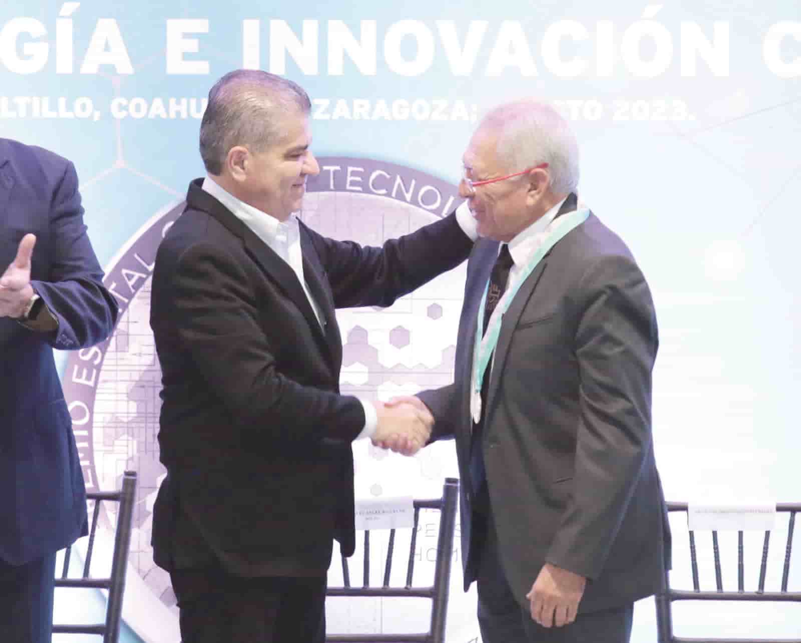 Entrega MARS premio Estatal de Ciencia