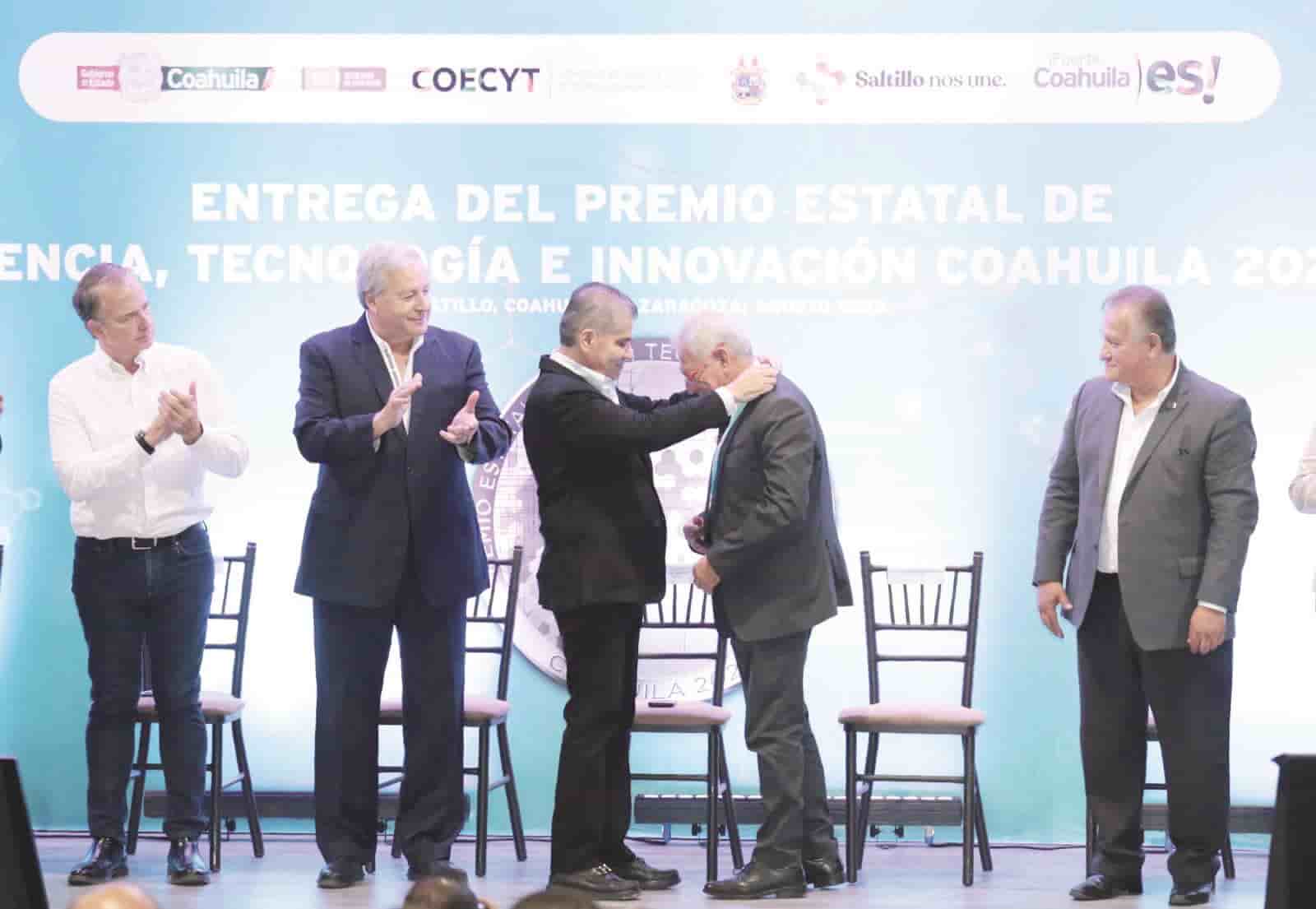 Entrega MARS premio Estatal de Ciencia
