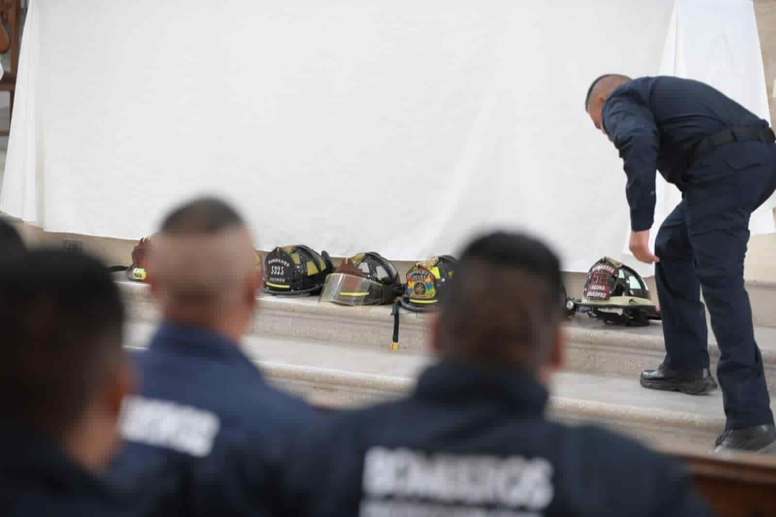 Celebran día del bombero en Acuña