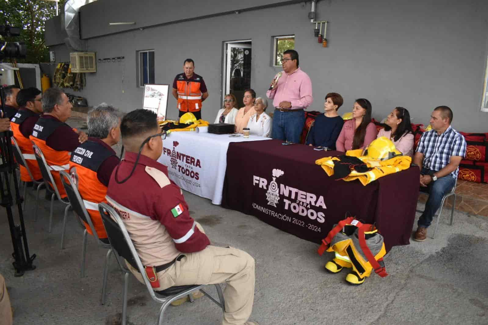 Anuncia Beto Piña aumento de sueldo